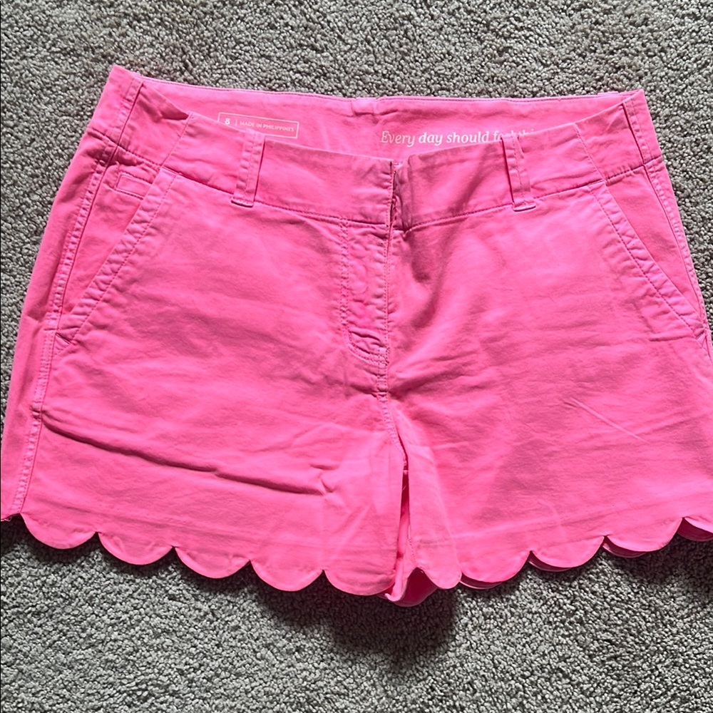 Vineyard Vines Pink Shorts with Scalloped Hem